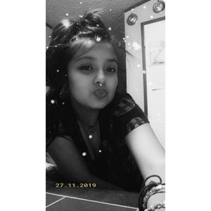 Meet your Posher, Angie